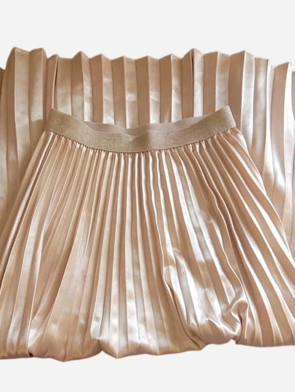 Kiwi® Pleated Satin Maxi Skirt- Champagne
